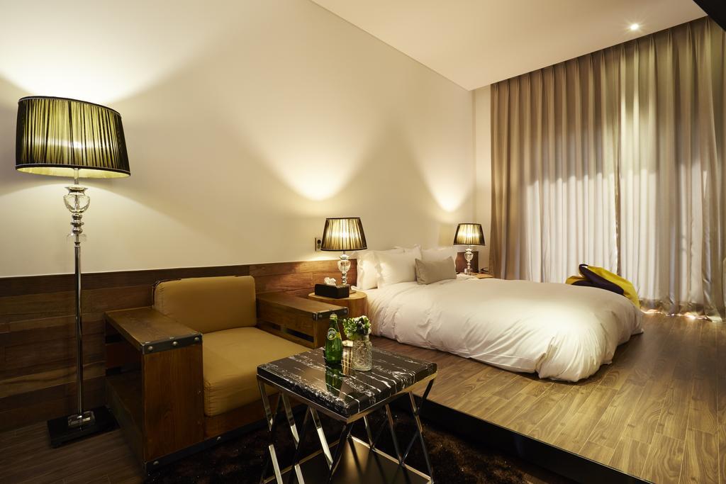 Chungbuk Inno City Namoo Hotel Umszong Szoba fotó