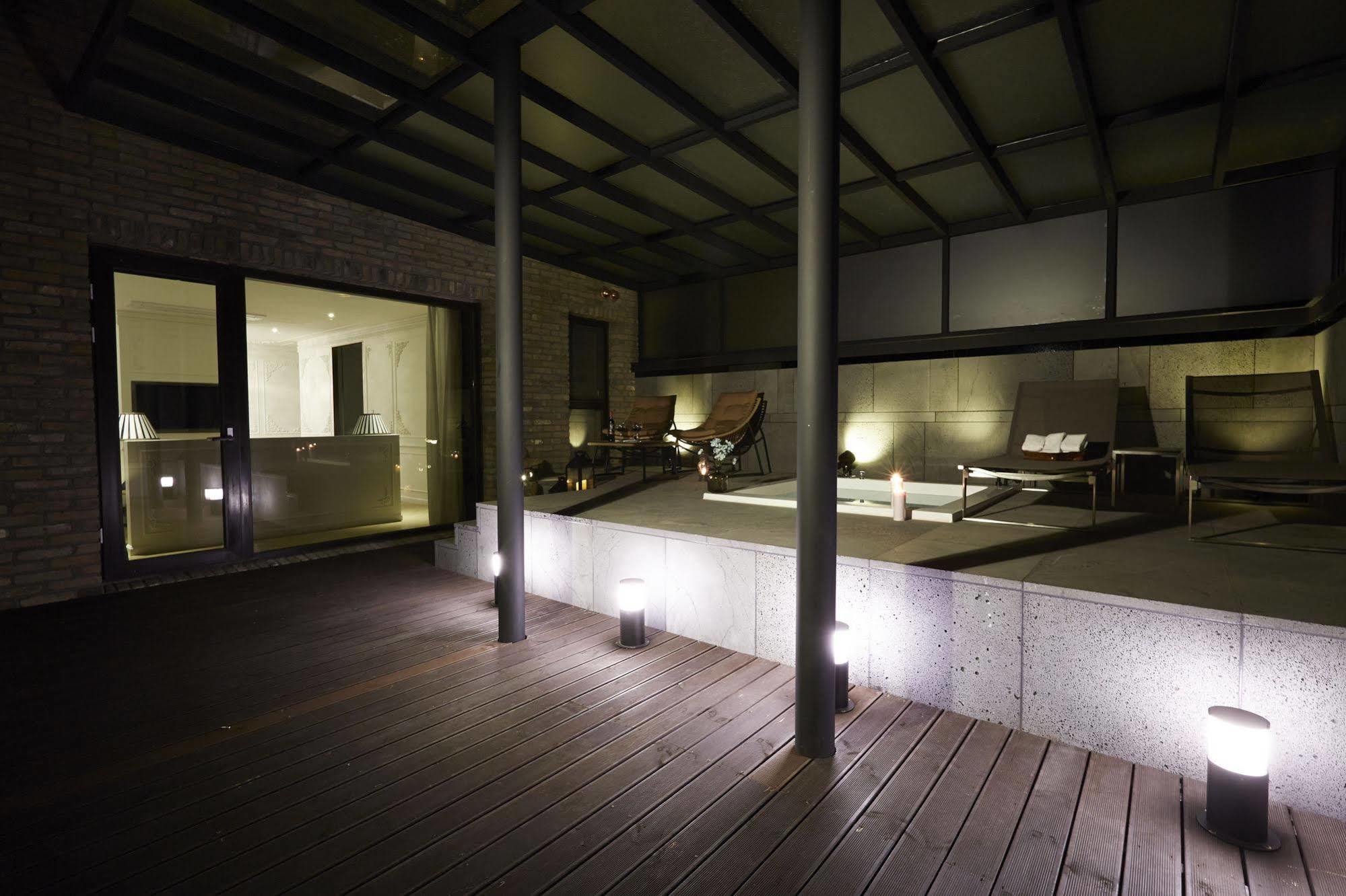 Chungbuk Inno City Namoo Hotel Umszong Kültér fotó